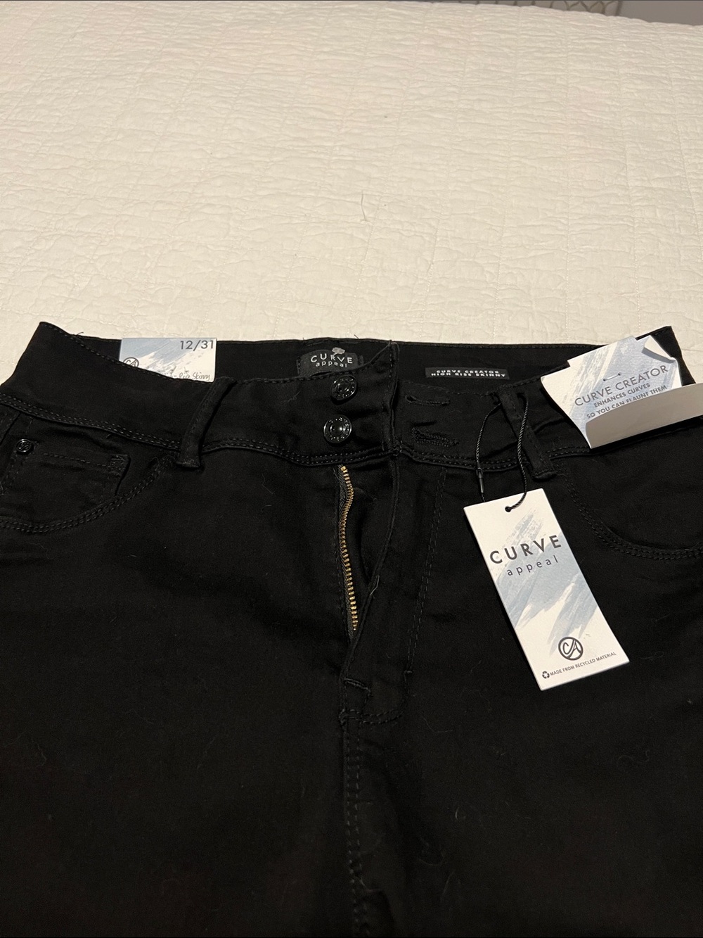 Curve Appeal Women's Black Ankle Crop Jeans